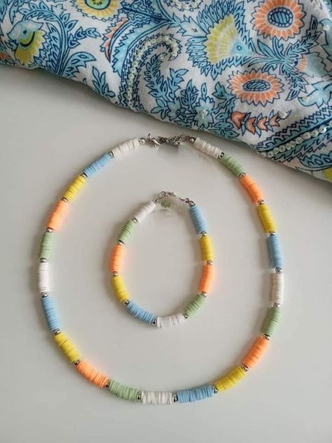 Clay Bead Jewelry, Clay Bracelet Ideas, Clay Bead Ideas, Clay Bead Bracelet Ideas, Bead Bracelet Ideas, Clay Bead Necklace, Clay Bead Bracelets, Preppy Bracelets, Clay Bracelets