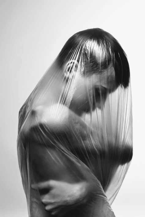 Archillect On Twitter, Plastic Bag Photoshoot, Disconnected Photography, Dysphoria Photography, Self Reflection Photography, Female Body Photoshoot Ideas, Body Dysformia Photography, Duality Aesthetic, Unfocused Photography