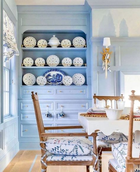 The Coastal Grandmother Decor Style Guide Blue And White Dining Room, Coastal Kitchen Decor, Coastal Bedroom Decorating, Coastal Interiors Design, White Dining Room, Coastal Grandmother, Custom Chair, Coastal Bedrooms, Coastal Bedroom