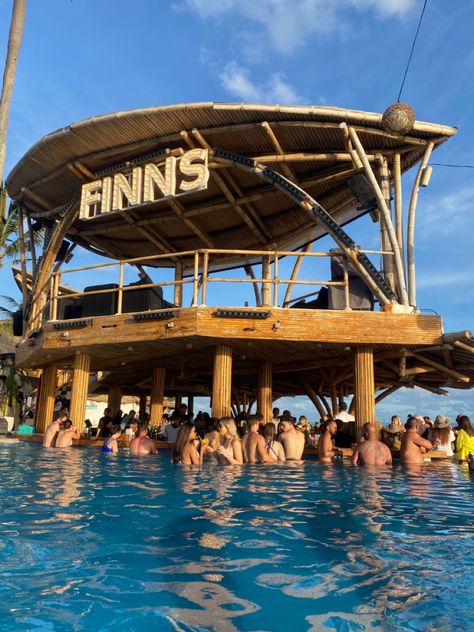 Finns Beach Club, Seminyak, Beach Club, Bali