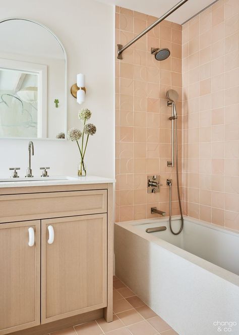 Cream Kitchen Design, Tan Kitchen, Red Brick Exteriors, Relief Tile, Cream Tile, New York Townhouse, Bathtub Shower Combo, Bathtub Tile, Cream Kitchen