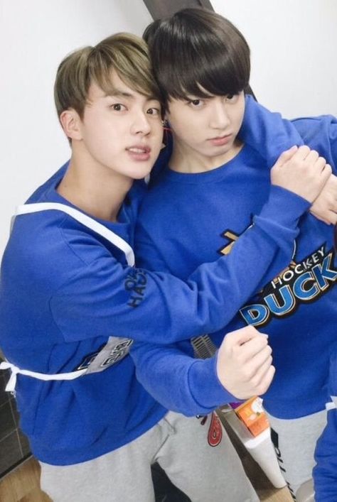 mari 🙂... on Twitter: "step 3: give the jungkook hugs on a daily basis… " Jin Y Jungkook, Jin Kook, Jin And Jungkook, Jinkook Kookjin, Jungkook And Jin, Jin Jungkook, Bts Ships, Seokjin Bts, Worldwide Handsome