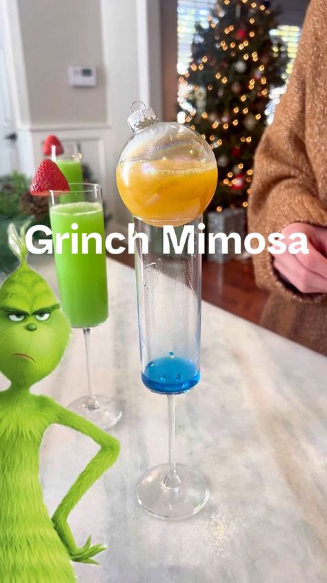 JoyJolt Champagne Flutes – Claire … curated on LTK Grinch Mimosa, Orange Juice Mimosa, Mimosa Christmas, Save For Christmas, Grinch Drink, Grinch Punch, Christmas Drinks Recipes, Grinch Christmas Party, Christmas Movie Night