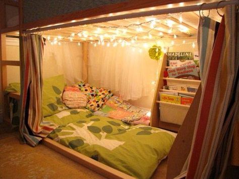 Bunk beds = reading nook. Take out bottom bunk, add curtain rod. Pic via Hot Moms Club Cama Ikea Kura, Ikea Kura Bed, Kura Bed, Cool Ideas, Room Decorations, Home Interiors, Dream Homes, My New Room, New Room