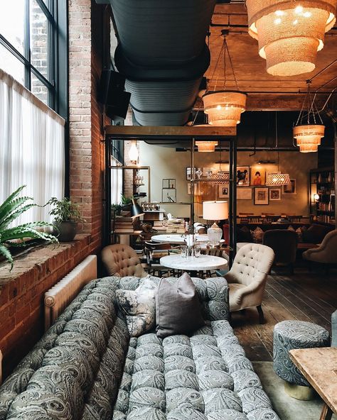 The Allis Chicago on Instagram: “It’s Friday and we’re ready for horizontal lounging. #TheAllis #SohoHouseChicago” Soho House London, Soho House Chicago, Chicago Instagram, Instagrammable Restaurants, London Interior Design, Pub Design, Boho House, Soho House, Instagram Influencer