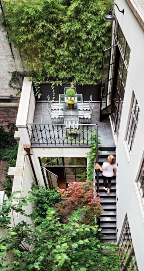 Black Barndominium, Rustic Barndominium, Apartment Balcony Garden, Apartment Exterior, Brooklyn Brownstone, Outdoor Dining Spaces, Apartment Patio, Lan Can, Row House