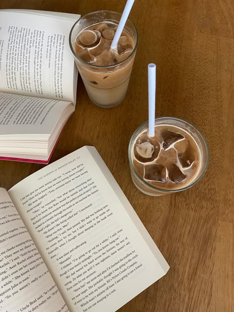 Reading Coffee Shop Aesthetic, Cafe And Books Aesthetic, Books In Cafe, Study And Coffee Aesthetic, Iced Coffee And Books Aesthetic, Cafe Reading Aesthetic, Coffee And Reading Aesthetic, Reading Club Aesthetic, Morning Coffee And Book