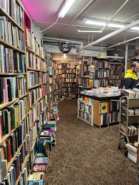 northampton, massachusetts Used Book Store, Northampton Massachusetts, Mystery Date, Book Store, Used Books, Massachusetts, Bookstore, Books