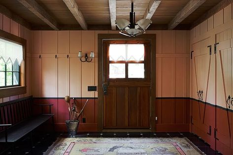 10 Awesome Board and Batten Wall Ideas to Incorporate Picture Gallery Red Farrow And Ball, Red Mudroom, Picture Gallery Red, Kitchen Repaint, Adam Shulman, Setting Plaster, California Country, Cottage Coastal, Chalet Design