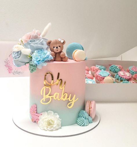 Mermaid Fondant, Baby Shower Mehandi, Album Cake, Reveal Cake Ideas, Gender Reveal Cake Ideas, Cake Gender Reveal, Baby Shower Gender Reveal Cake, Baby Reveal Cakes, Baby Shower Cake Designs