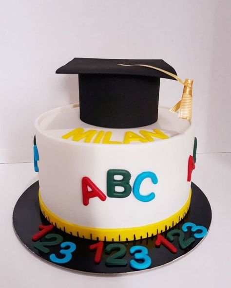 Graduation Cakes For Preschool, Graduation Cake For Kids, Kinder Graduation Cake, Preschool Graduation Cake, Kindergarten Graduation Cake, Kindergarden Graduation, Airplane Birthday Cakes, Graduation Cake Designs, Pirate Ship Cakes