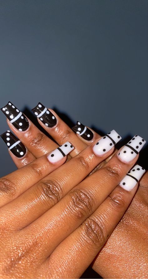 Domino Nail Art, Domino Nails, Nails Business, Nail Pics, Domino Effect, Diva Nails, School Nails, Short Square Acrylic Nails, Square Acrylic Nails