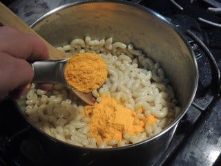 Kraft Macaroni & Cheese Copycat Recipe : 5 Steps (with Pictures) - Instructables Kraft Mac And Cheese Recipe, Homemade Mac And Cheese Recipe Baked, Cheddar Cheese Powder, Mac And Cheese Sauce, Kraft Mac N Cheese, Cheddar Cheese Recipes, Kraft Cheese, Baked Mac And Cheese Recipe, Making Mac And Cheese