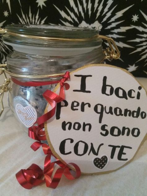 #jar #valentinesday #homemade #diy #boyfriendgifts Barattolo con Baci perugina Valentino Gifts, Bf Gifts, Homemade Diy, Easter Decorations Outdoor, Valentines Day Decorations, Diy Easter Decorations, Cards For Friends, Decorations Ideas