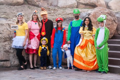 Super Mario Group Costume, Super Mario Bros Halloween Costumes, Mario Party Costumes, Halloween Costumes Mario, Mario Party Costume, Mario Brothers Costumes, Super Smash Bros Party, Super Mario Costumes, Eve Costume