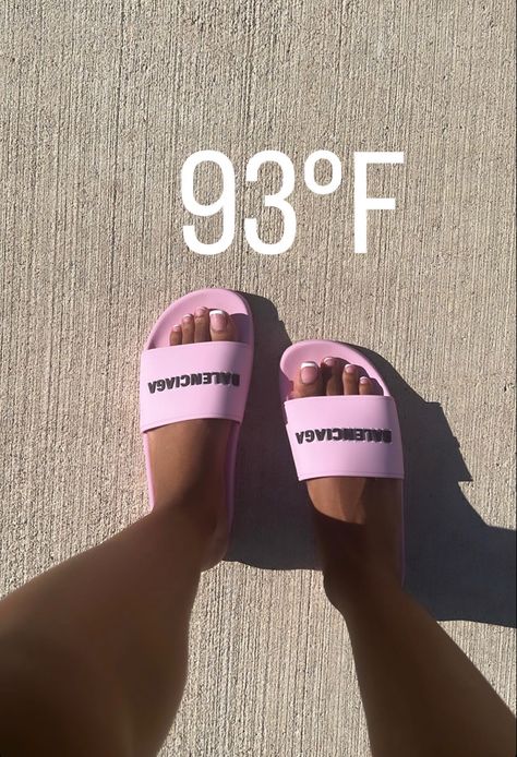 Slides Aesthetic, Balenciaga Slippers, Balenciaga Slides, Pink Balenciaga, Bling Sandals, Pretty Shoes Sneakers, Cute Couple Outfits, Shoe Inspo, Girly Shoes