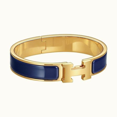 Hermes Bangle, H Bracelet, Hermes Bracelet, Luxe Jewelry, Jewelry Accessories Ideas, Classy Jewelry, Enamel Bracelet, Jewelry Lookbook, Stacked Jewelry