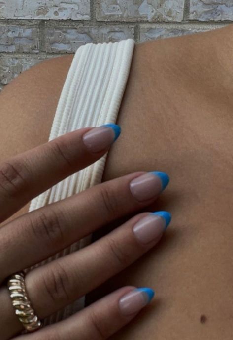 Almond Nails Hailey Bieber, Nails Blue French Tip, Trendy Nails Almond, Nail Designs Holiday, Micro French Nails, Nails Short Stiletto, Nails Blue French, French Nails Short, Blue French Tip Nails