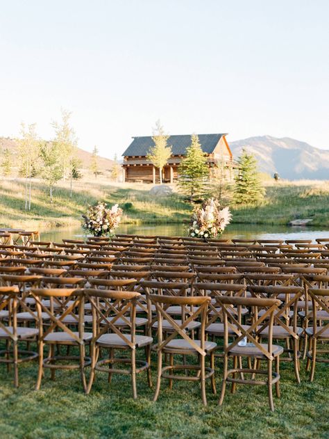 Colorado Fall Wedding, Aspen Colorado Wedding, Fall Mountain Wedding, Colorado Destination Wedding, Winter Wedding Hair, Romantic Wedding Receptions, Colorado Fall, Fall Wedding Photos, Aspen Wedding