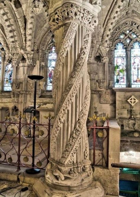 Rosslyn Chapel, Scotland Rosslyn Chapel, Architecture Antique, Website Images, Scottish Castles, England And Scotland, Futurism, Place Of Worship, Inverness, Scotland Travel