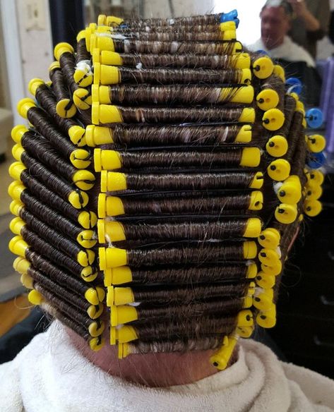 Yellow Perm Rods, Perm Hair Styles, Big Hair Rollers, Hair Rods, New Perm, Blue Short Hair, Perm Hair, Roller Sets, Getting A Perm