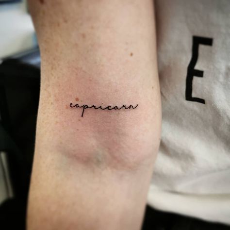 Tattoo Designs For Capricorns, Capricorn Word Tattoo, Tiny Capricorn Tattoo, Astrology Tattoo Capricorn, Cute Capricorn Tattoo, Tattoo Ideas Capricorn, Capricorn Minimalist Tattoo, Zodiac Tattoos Capricorn, Capricorn Zodiac Tattoo