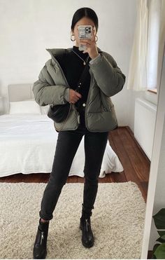 Professional Outfits Women, Cold Outfits, Aesthetic Love, Search Engine Marketing, Causual Outfits, Looks Chic, Outfit Inspo Fall, Girly Outfits, Winter Fashion Outfits