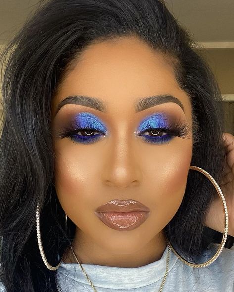 Blue Eyeshadow Makeup, Bombshell Makeup, Birthday Makeup Looks, Blue Makeup Looks, Brown Girls Makeup, Dramatic Eye Makeup, Makeup For Black Skin, Makeup Is Life, Happy Black