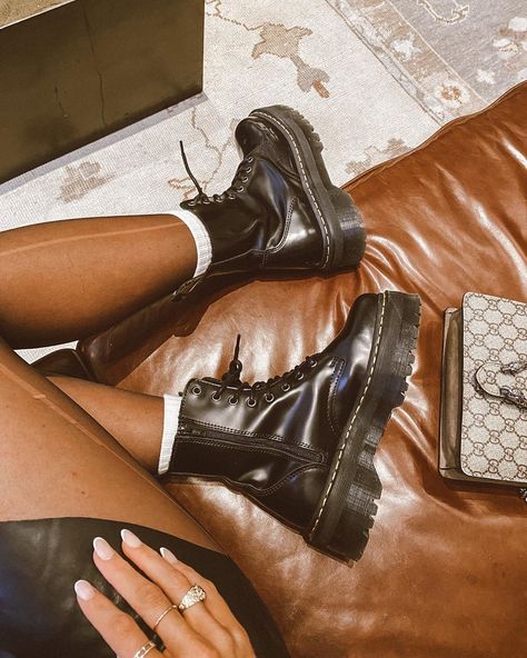 Kelsey Diprima, Doc Martens Aesthetic, Platform Boots Outfit, Platform Dr Martens, Platform Doc Martens, Techno Outfit, Jadon Boots, Skirt Aesthetic, Dr Martens Jadon