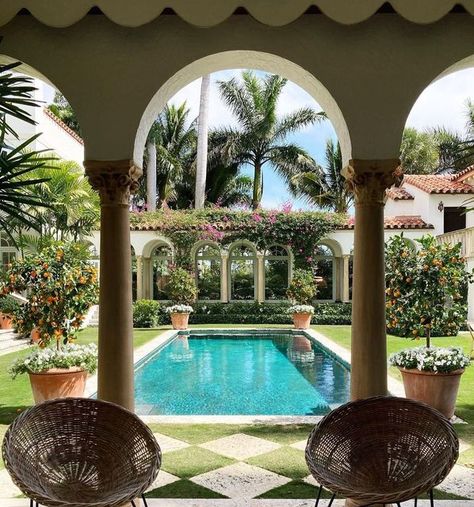 Courtyard With Pool, Beach Courtyard, European Country House, Mediterranean Revival Style, Best Pools, Courtyard Pool, Mediterranean Revival, Spanish Garden, Spanish Villa