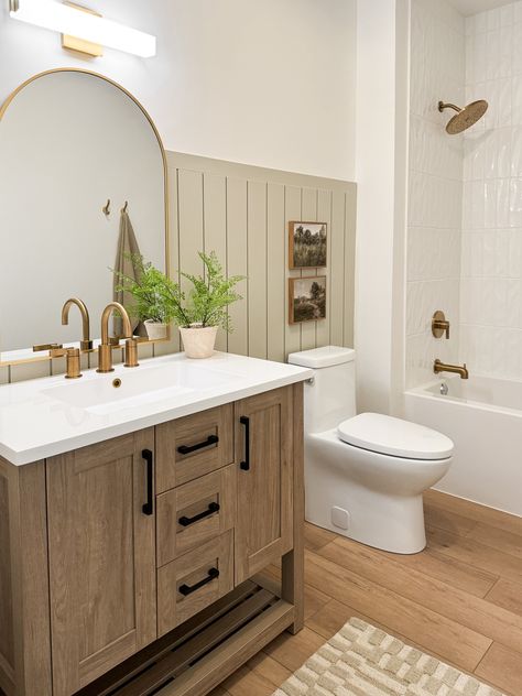 LUXO MARBRE - BOSV3722MODBH … curated on LTK Shiplap Feature Wall, Tan Bathroom, Delta Faucets Bathroom, Organic Modern Bathroom, Shiplap Bathroom, Shiplap Accent Wall, New Toilet, Bathroom Redo, White Countertops