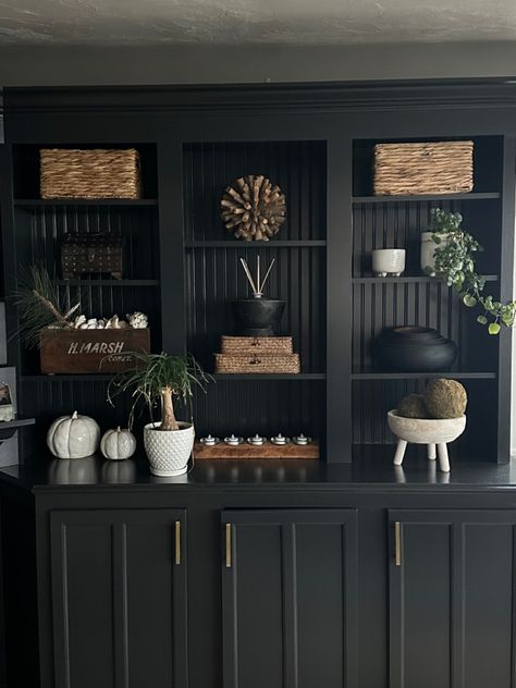 Black Bookshelves, Styling Bookshelves, Media Wall, Built Ins, Storage Shelves, Bookshelves, Family Room, Bookcase, Shelves