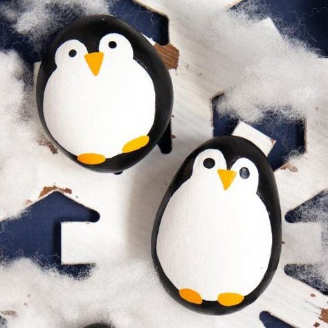 Painted penguin rocks | Craft Gawker | Bloglovin’ Penguin Rocks, Painted Penguin, Rock Family, Inspirational Rocks, Penguin Craft, Diy Rock Art, Winter Decorating, Rock Painting Patterns, Stone Crafts