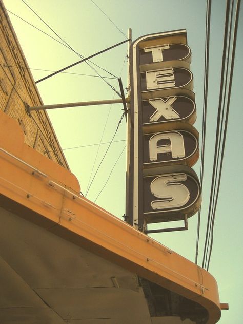 Mostly, though: No matter where you go and how far you travel, you never really feel like you’re HOME until you’re back in Texas. | 24 Things No One Tells You About Leaving Texas Western Collage, Texas Forever, Country Aesthetic, Western Wall Art, Texas Girl, Western Wall, Western Aesthetic, State Of Texas, Lone Star State