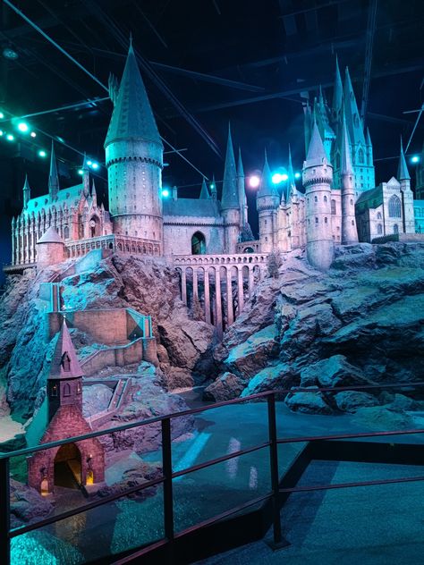 waner brothers studio tour london | hogwarts castle | harry potter world aesthetic Harry Potter World London, Harry Potter World Aesthetic, London Hogwarts, World Aesthetic, London Aesthetic, Hogwarts Castle, Studio Tour, Harry Potter World, 2025 Vision