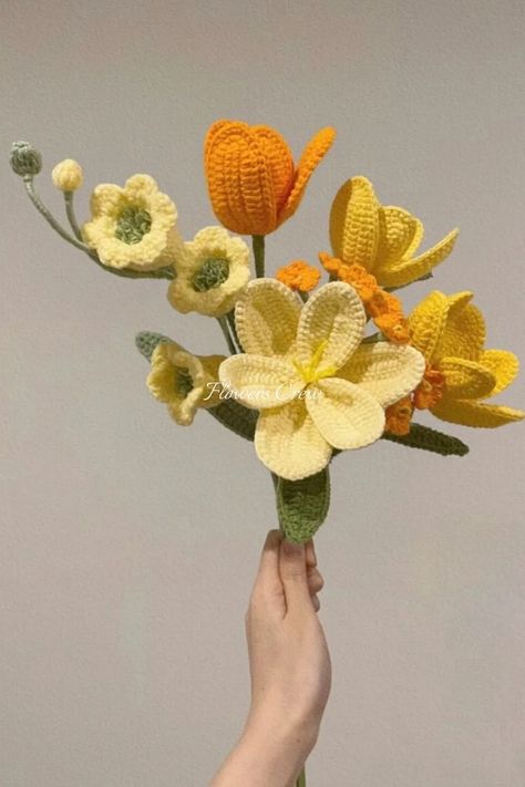 crochet flowers in yellow Yellow Flowers Bouquet, Handmade Bouquet, Crochet Flower Bouquet, Pipe Cleaner Flowers, Orange Bouquets, Yellow Bouquets, Handmade Bouquets, Orange Tulips, Crochet Bouquet