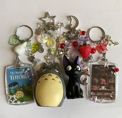 Studio Ghibli Pictures, Ghibli Pictures, Ghibli Art, Cute Keychain, Cute Little Things, Cute Charms, Miyazaki, Jewelry Inspo, Phone Charm