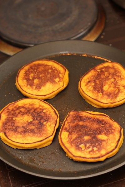 Rd Exam, Paleo Pumpkin Pancakes, Cooking Sweet Corn, Weekend In Vegas, South African Desserts, Pumpkin Fritters, South Africa Food, South African Dishes, African Dessert