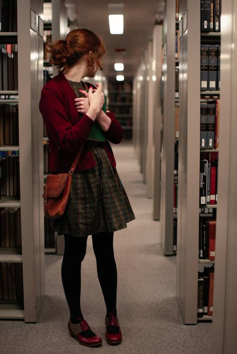 Librarian Style, Librarian Chic, Retro Pin Up, Geek Culture, Mode Inspo, 가을 패션, Clothes Horse, Mode Vintage, Looks Style