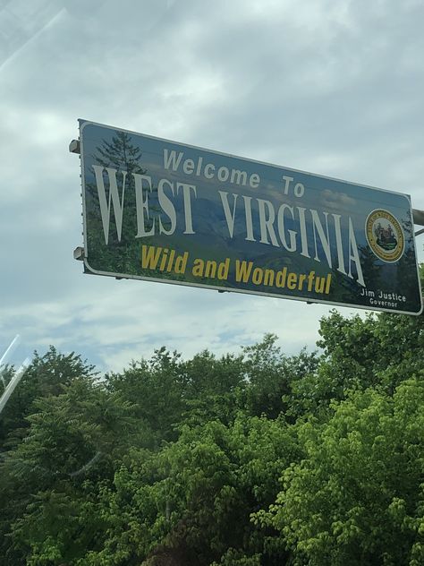 Morgantown West Virginia Aesthetic, West Virginia Houses, West Virginia Wallpaper, Lewisburg West Virginia, American West Aesthetic, West Virginia University Aesthetic, Wvu Aesthetic, West Virginia Aesthetic, Virginia Aesthetic