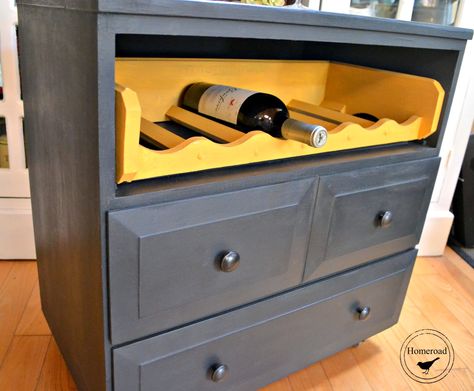 rolling-wine-cart www.homeroad.net Diy Dresser Drawers, Dresser Bar, Wine Cart, Easy Home Improvement, Liquor Bar, Drink Cart, Store Ideas, Upcycle Recycle, Refurbished Furniture