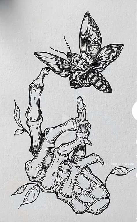 Creative Selfie, Moth Tattoo Design, Mom Tattoo, Theme Tattoo, Moth Tattoo, Spooky Tattoos, Tattoo Portfolio, Tattoo Style Drawings, Dark Art Tattoo