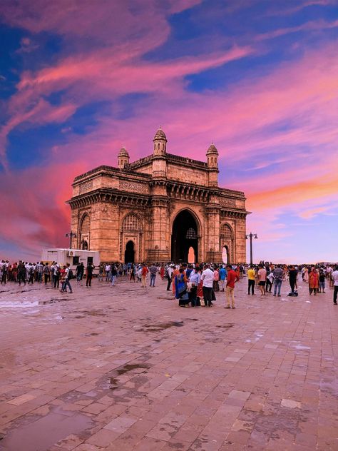 Mumbai India Travel, Aamchi Mumbai, Model Background, Gateway Of India, India Poster, Cheap Places To Travel, Mumbai City, Visit India, Historical Places