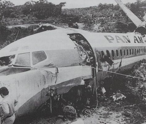 January 30, 1974 Pan American World Airways N454PA Boeing 707 "Clipper Radiant" left Auckland, New Zealand for its final destination LAX… | Instagram Runway Lights, Flight Engineer, Pan American Airlines, Pan American Airways, Transportation Safety, Boeing 707, National Airlines, Pan Am, Vintage Airlines