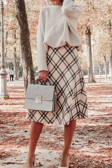 Skirt And Sweater, Rok Outfit, Fest Outfits, Simple Fall Outfits, Outfit Chic, Elegant Fall, Stil Elegant, A Skirt, Looks Chic