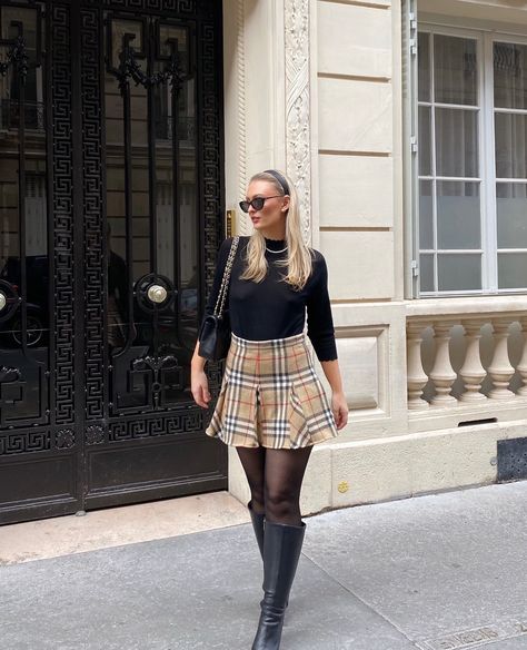 8 Parisian style fall outfits🤎 Which is your favourite??? I’m looking forward to styling my Burberry skirt again! #fallfashion #parisiennestyle #parisianstyle Burberry Pleated Skirt Outfit, Burberry Skirt Outfit, Parisian Style Fall, Style Fall Outfits, Dark Brown Leather Jacket, Burberry Style, Parisienne Style, Burberry Skirt, Sheer Black Tights