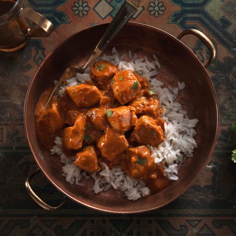 No-Butter Chicken with Jasmine Rice | Healthy Recipes | WW Canada Jasmine Rice Recipes, Recipes For Chicken, Low Calorie Chicken, Recipes Using Bananas, Cooking Jasmine Rice, Rice Recipes For Dinner, Healthy Chicken Breast, Curry Recipes Indian, Butter Chicken Recipe