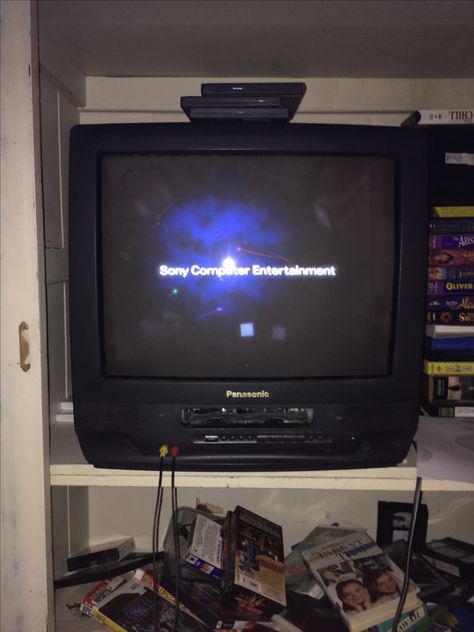 PlayStation 2 Startup Crt Tv, Nostalgia Core, 2000s Nostalgia, Aesthetic Grunge Outfit, Thunder And Lightning, Old Video, Playstation 2, Pop Punk, How To Run Faster