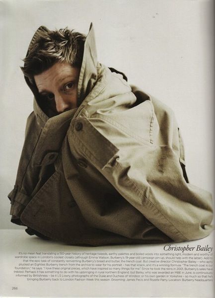 Tim Walker Photography, Tom Walker, Photo Class, Burberry Outfit, Christopher Bailey, Tim Walker, Burberry Trench, Burberry Trench Coat, Burberry Prorsum