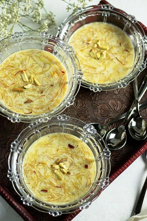 Vermicelli Kheer Recipe, Persian Desserts, Sheer Khurma, Rice Kheer, Vermicelli Recipes, Navratri Recipes, Kheer Recipe, Creamy Rice, Rich Desserts